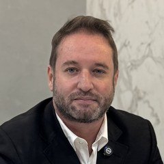 Dr. Marcos Vasquez